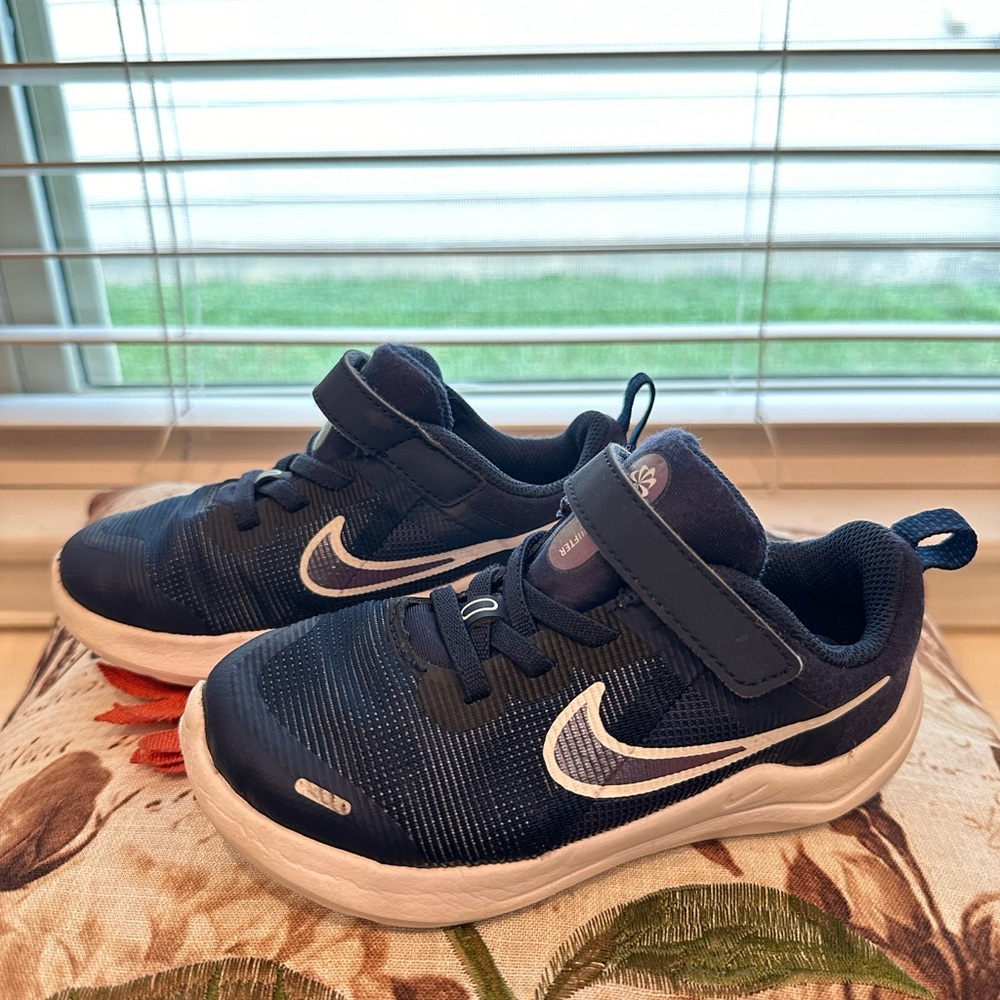 Nike Kids' Navy Sneakers